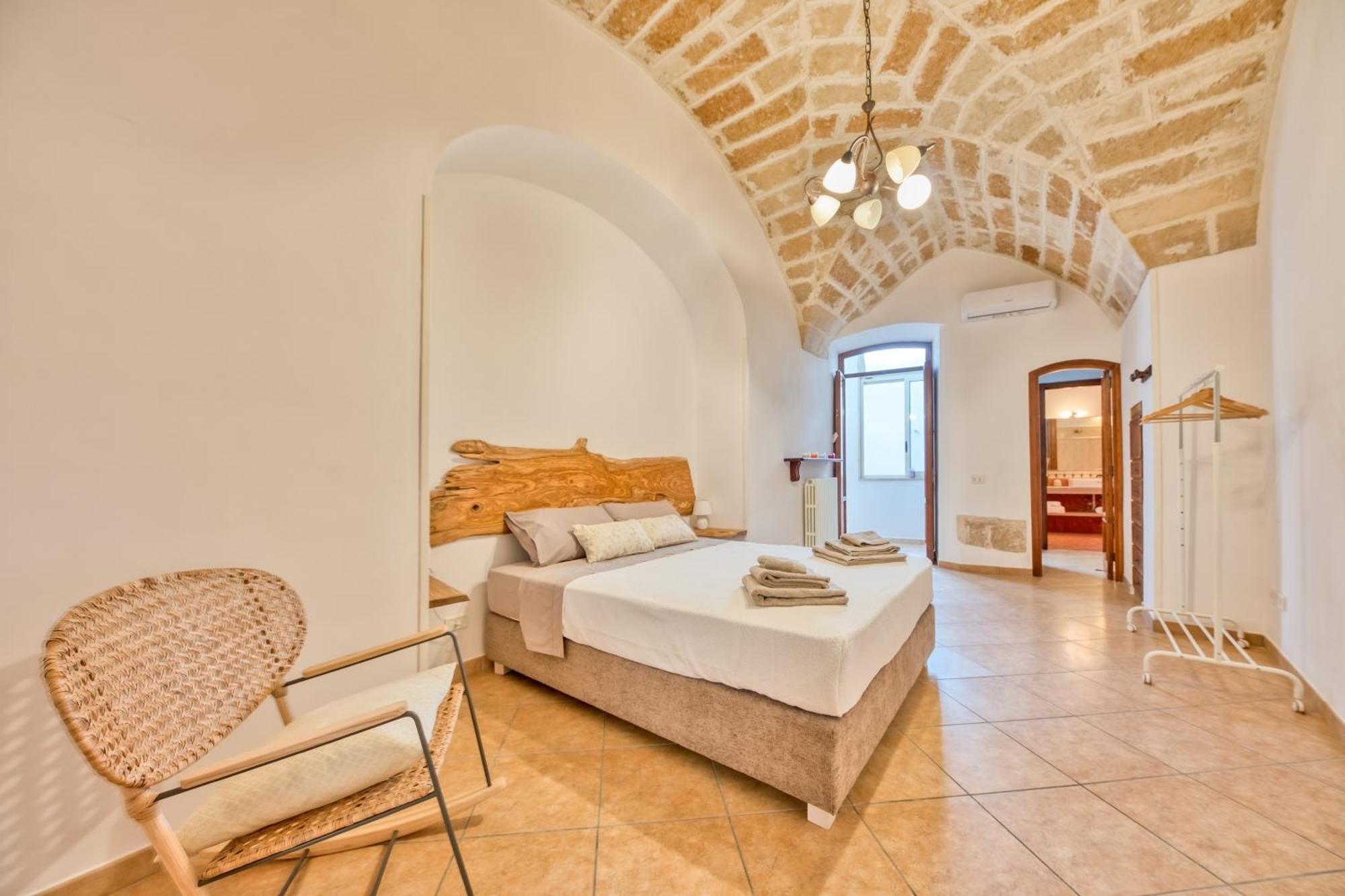 Corte Anibaldi Apartment Lecce Exteriör bild