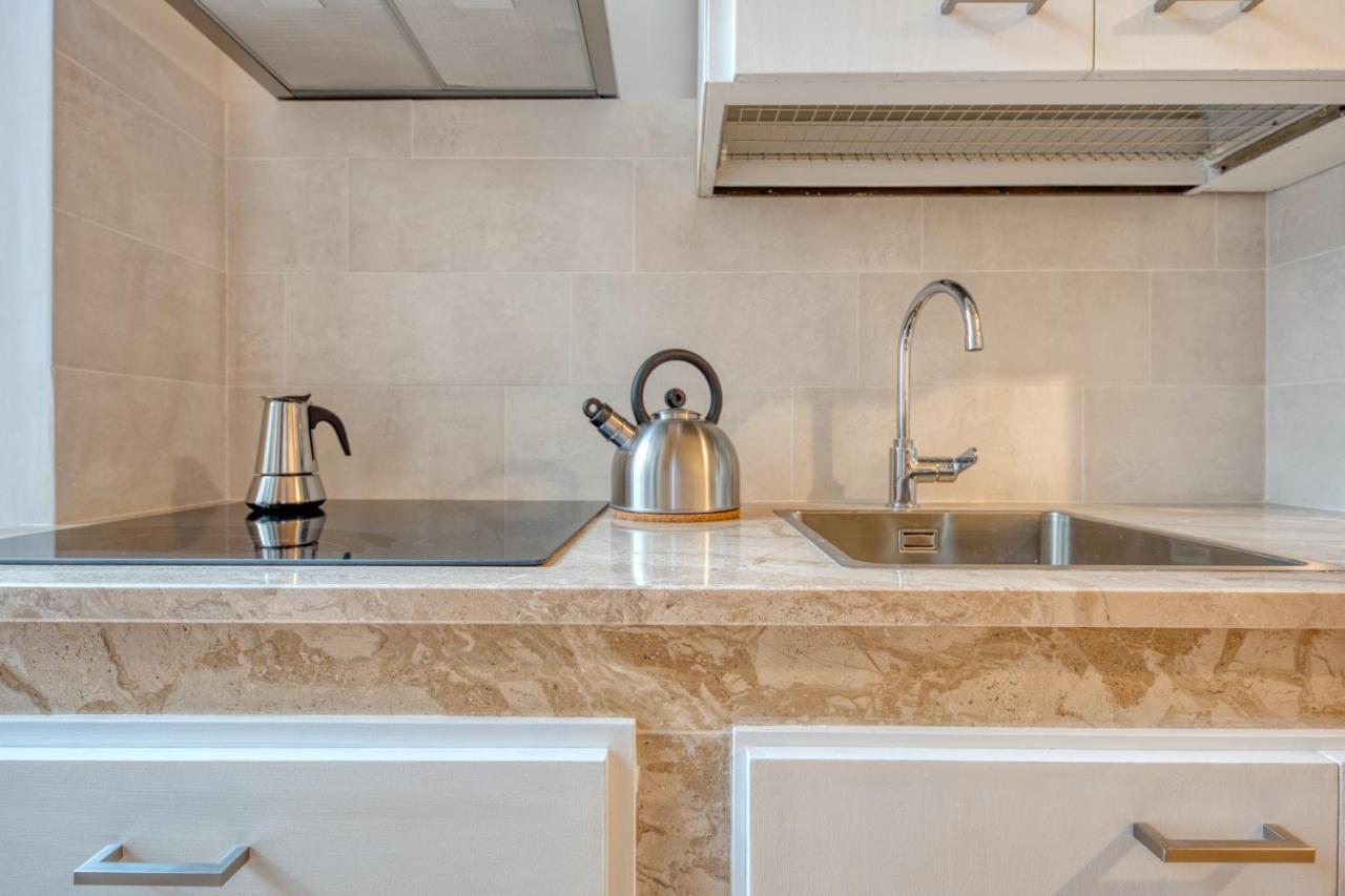 Corte Anibaldi Apartment Lecce Exteriör bild