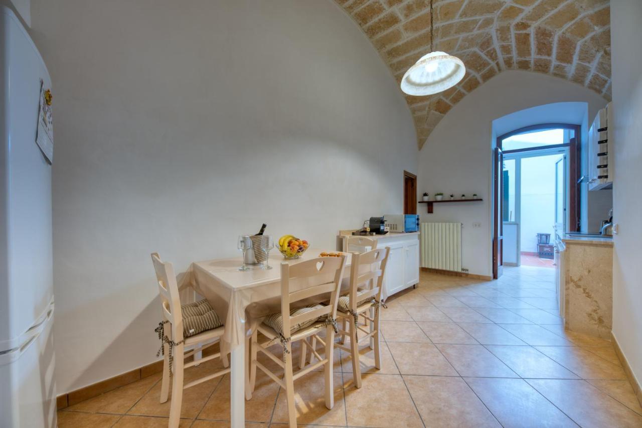 Corte Anibaldi Apartment Lecce Exteriör bild